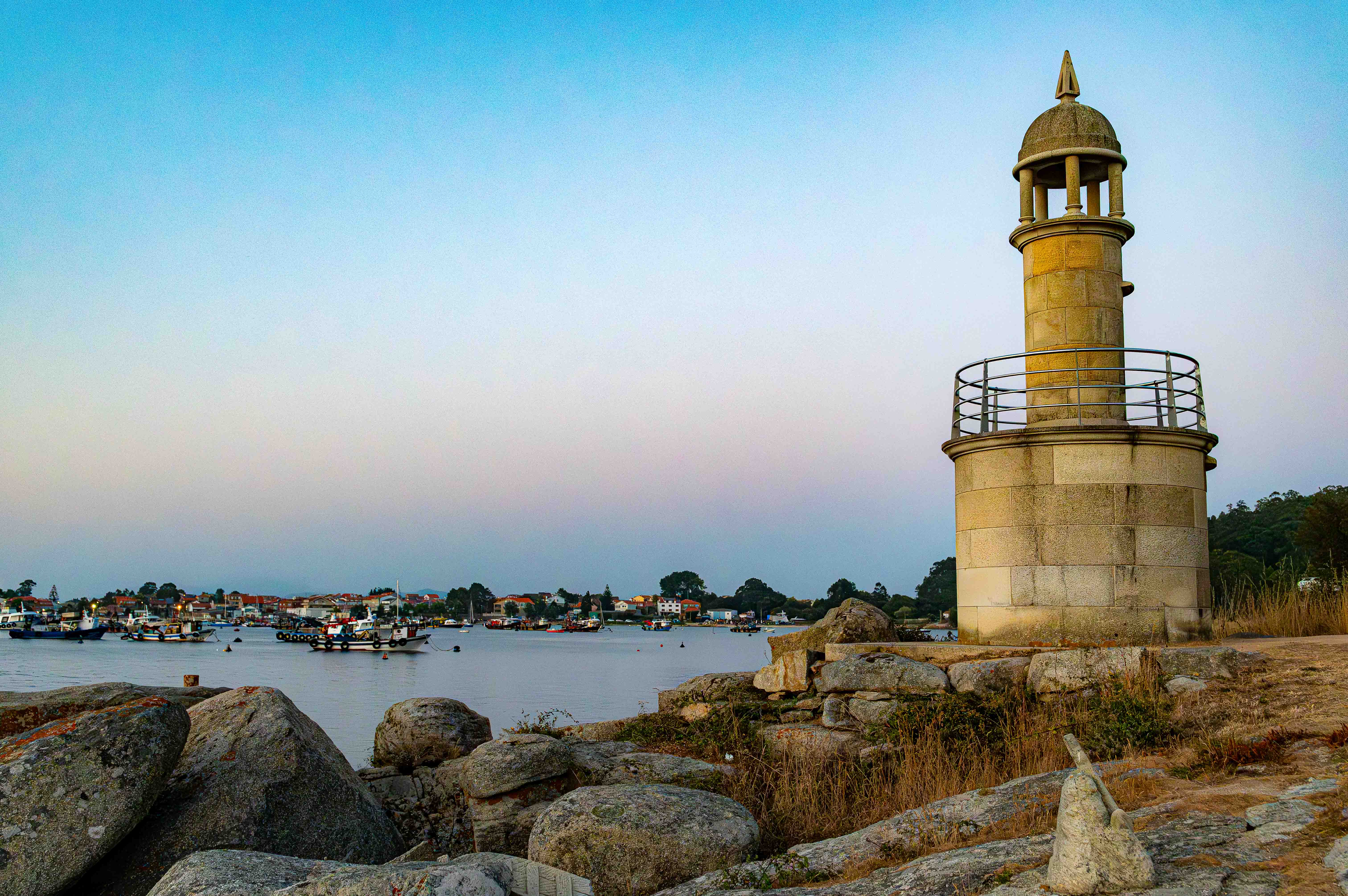 Faro de Punta Moreiras