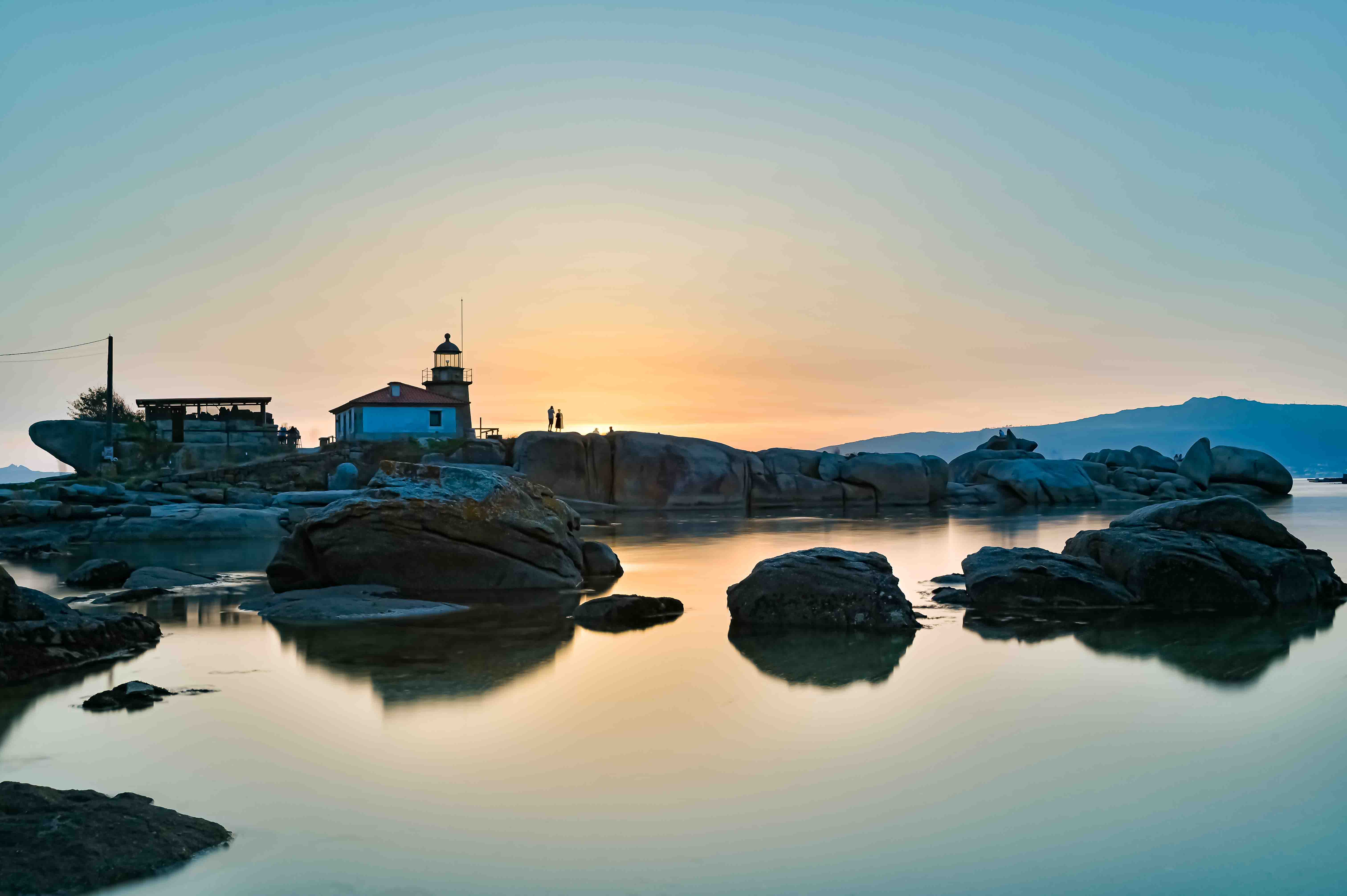 Faro de Punta Cabalo