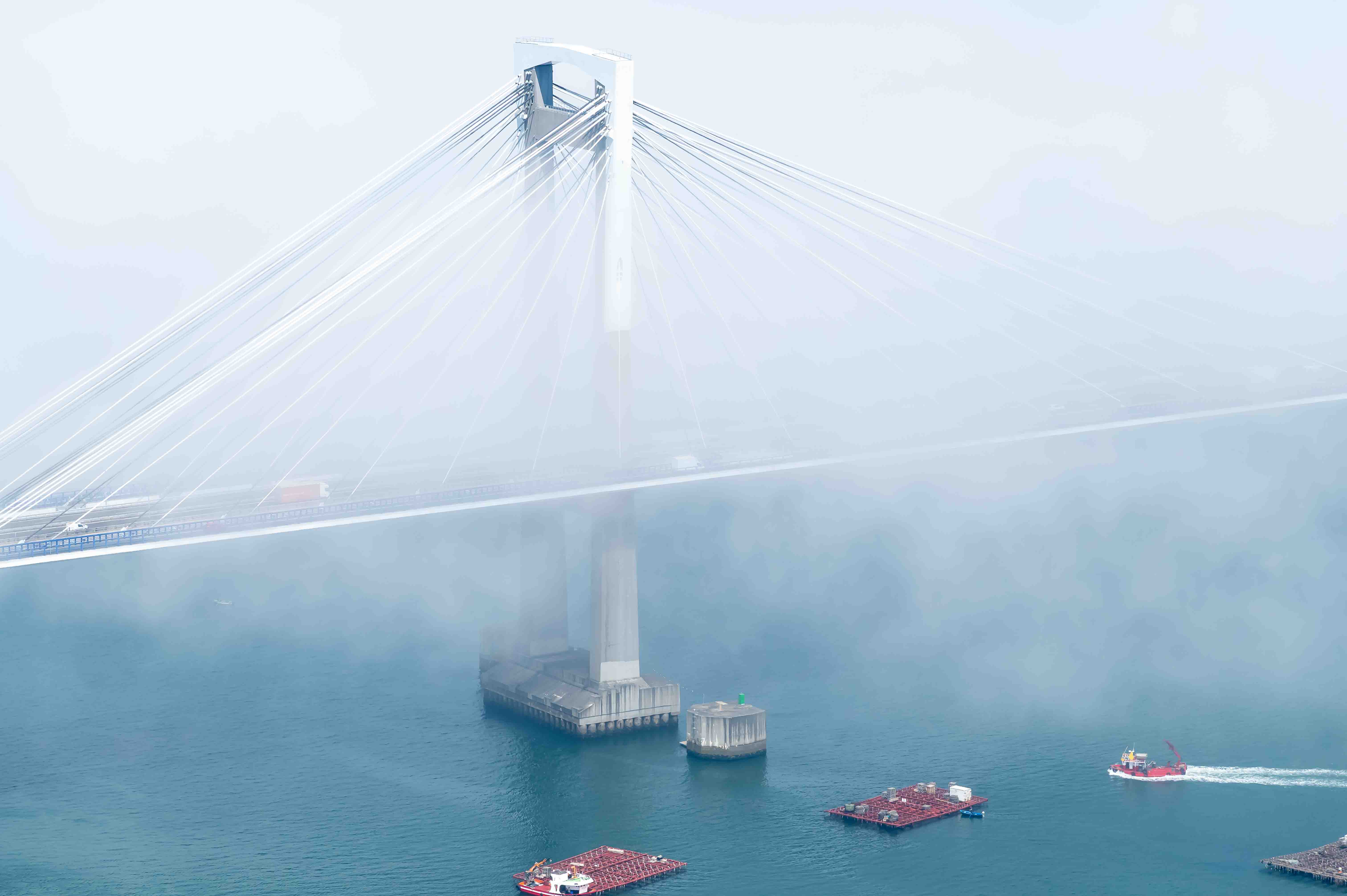 Rande 04 · Niebla en la ensenada
